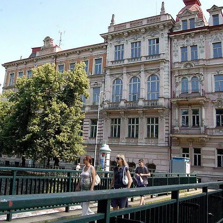 Apartment Nam.jana Palacha Karlovy Vary