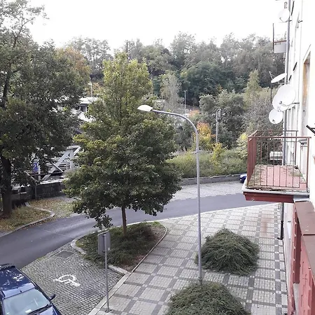 Nám.jana Palacha *